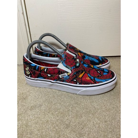 Vans Other - Vans Marvel Unisex Slip On Shoes Spiderman Men 7 Women 8.5 NICE!